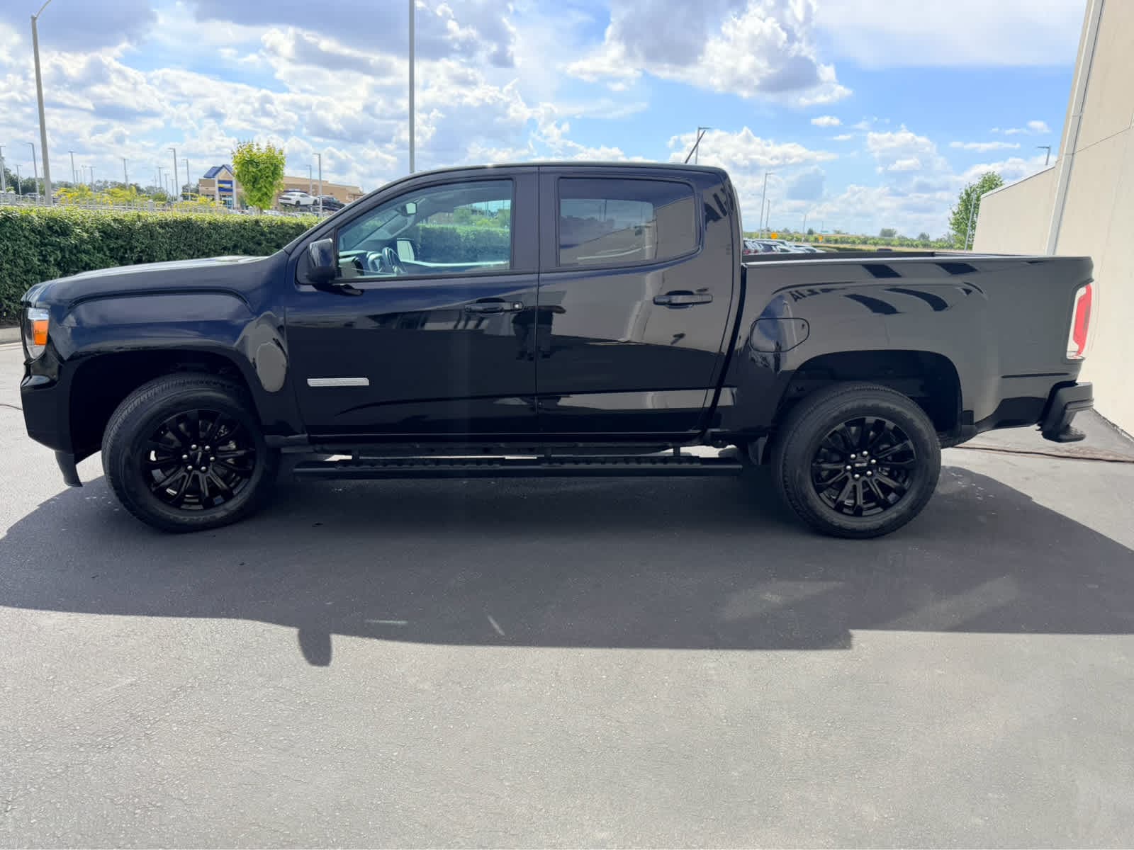 2022 GMC Canyon photo 3