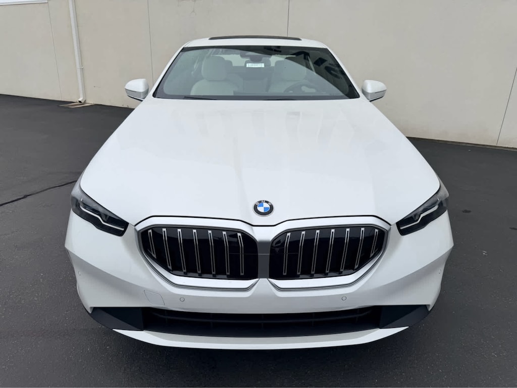 New 2026 BMW 530i Sedan