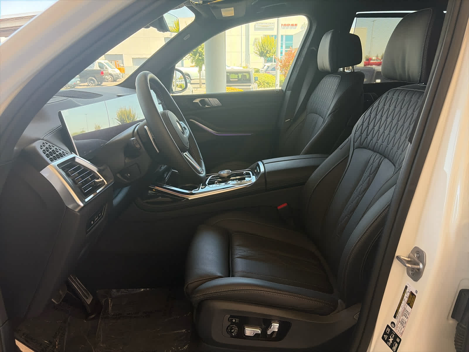 2026 BMW X7 M60i - Photo 11