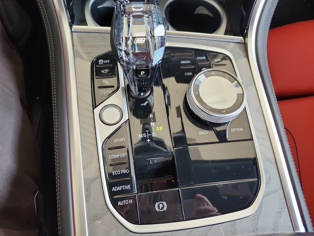 2026 BMW 8 Series 840i - Photo 19