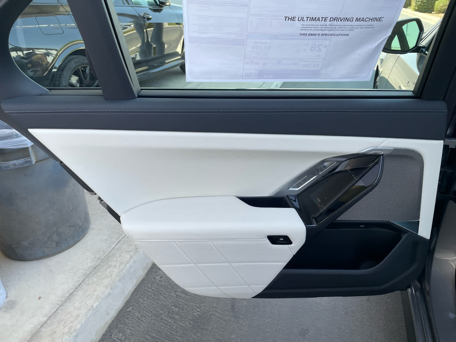 2025 BMW 7 Series 740i - Photo 16
