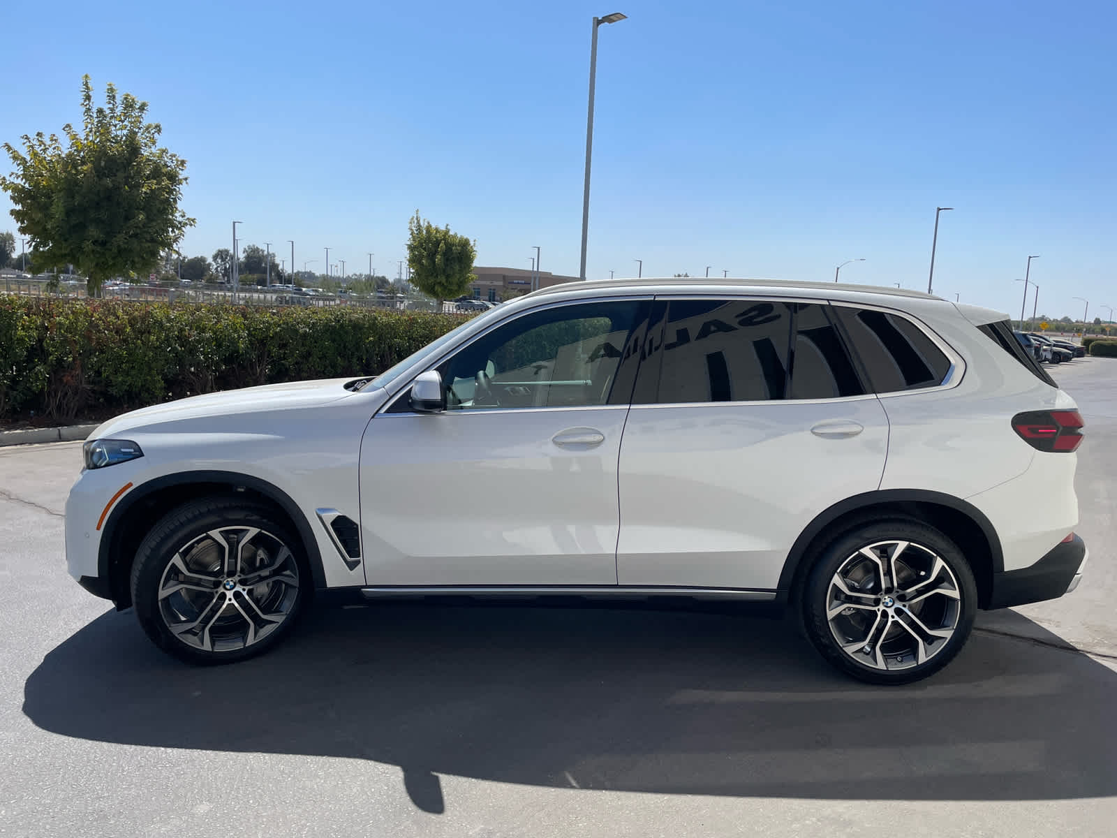 2026 Bmw X5 xDrive40i photo 2