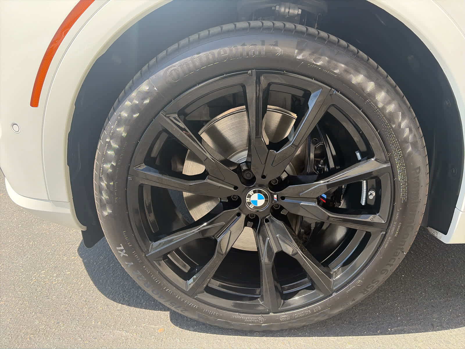 2026 BMW X7 M60i - Photo 9
