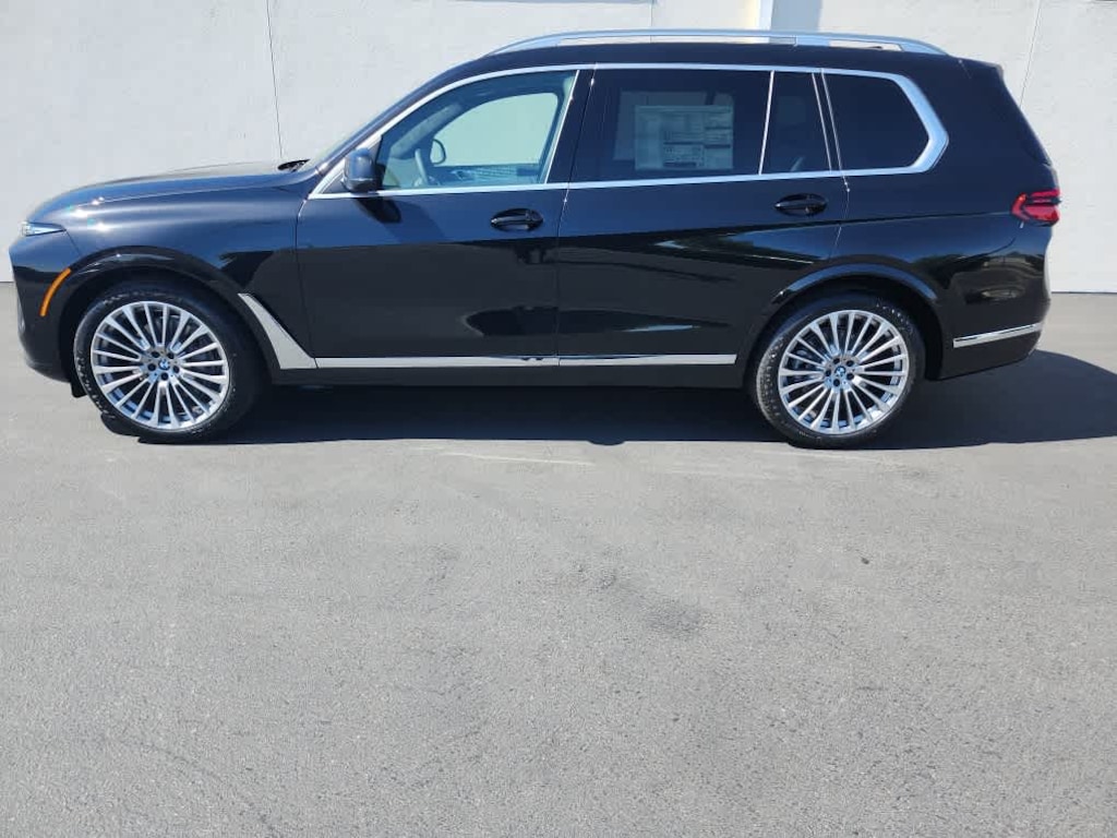 New 2027 BMW X7 xDrive40i SUV