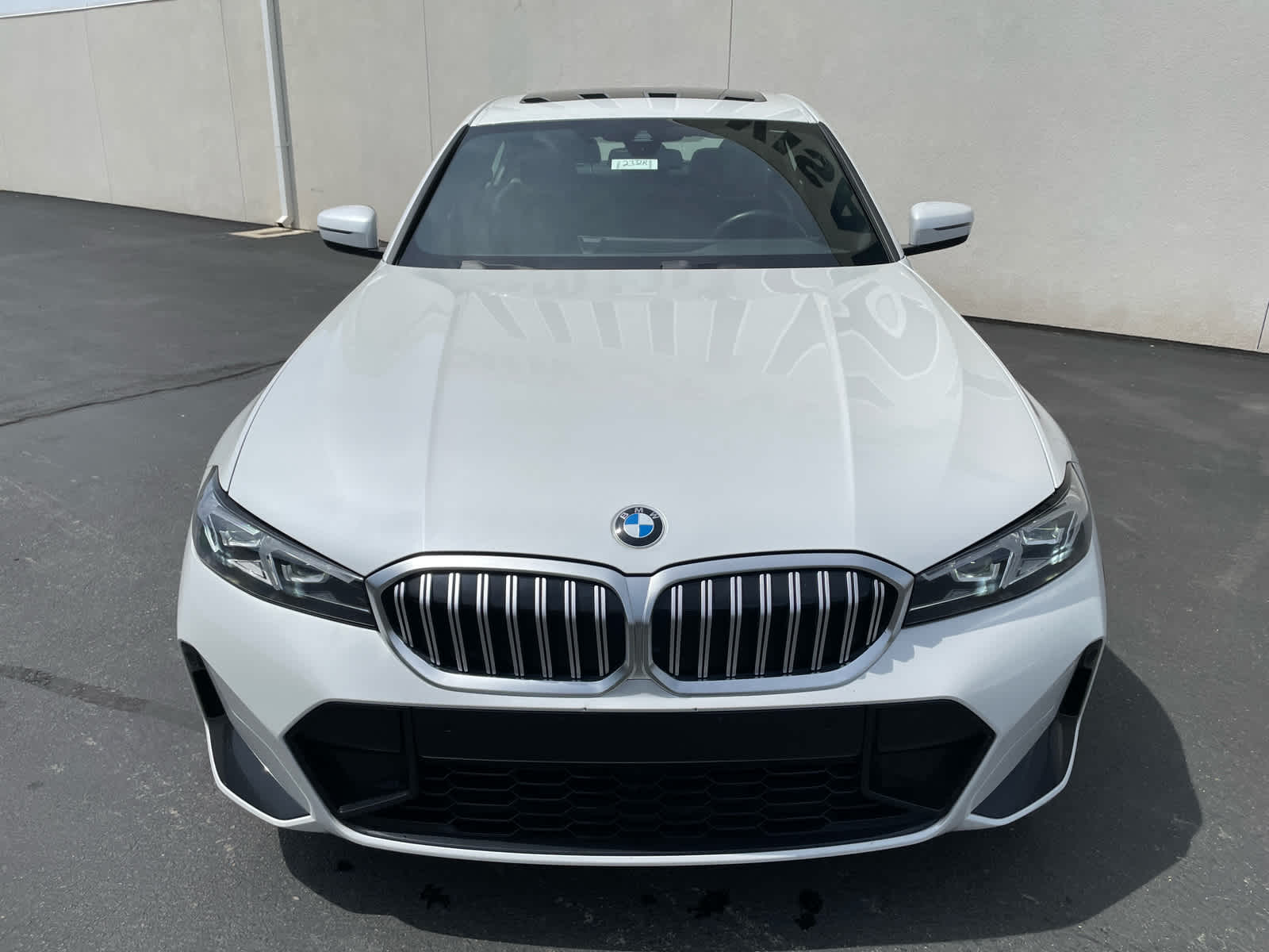 2024 Bmw 330i photo 2