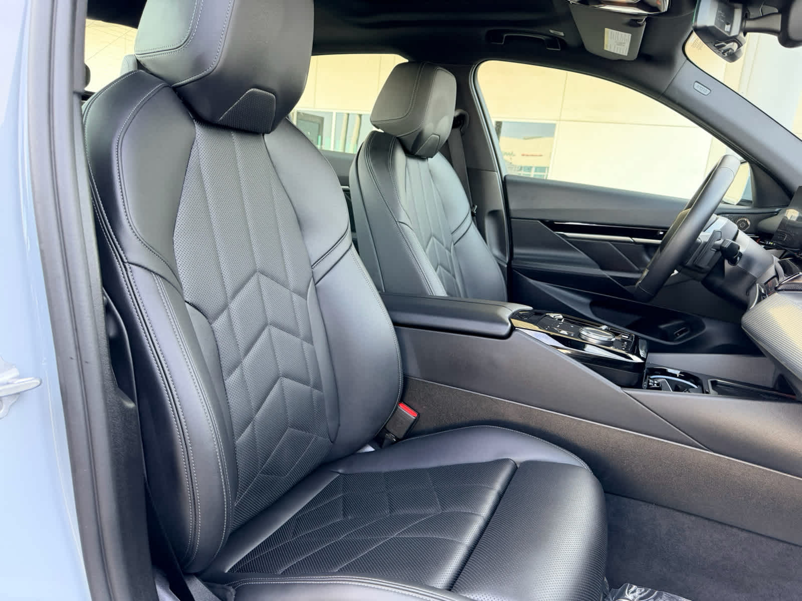 2026 BMW 5 Series 530i - Photo 22