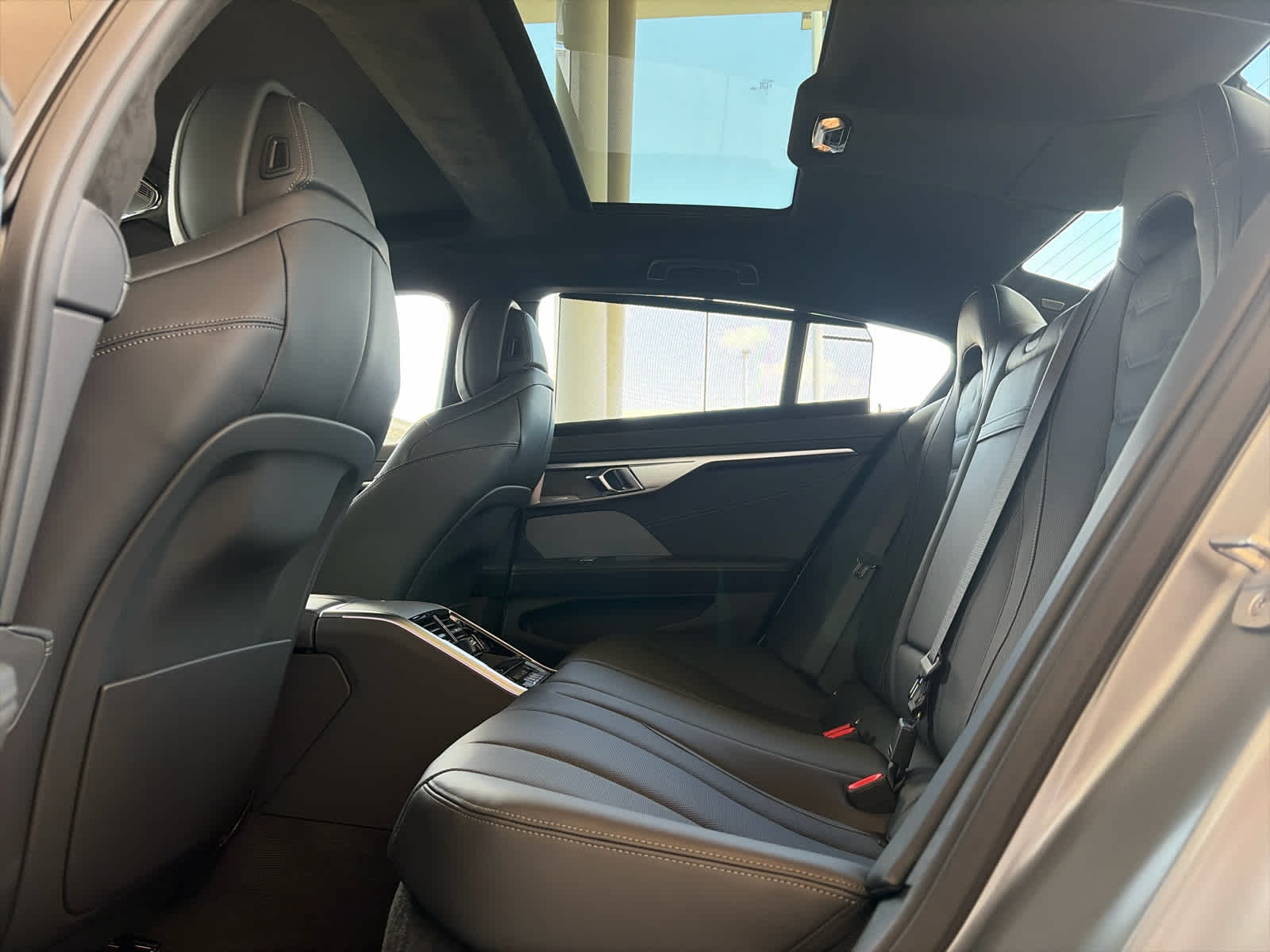 2026 BMW 8 Series 840i - Photo 10