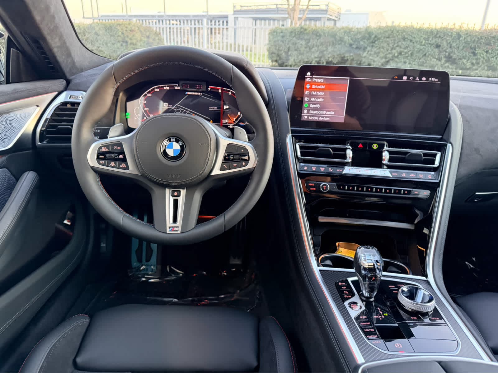 2026 BMW 8 Series M850i - Photo 17