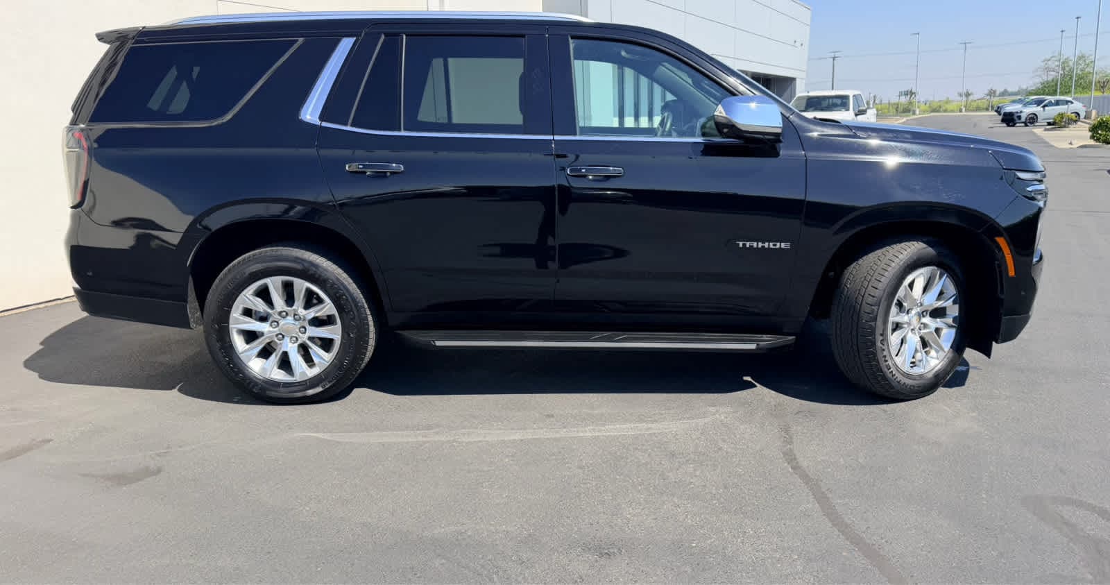 2025 Chevrolet Tahoe UT photo 6