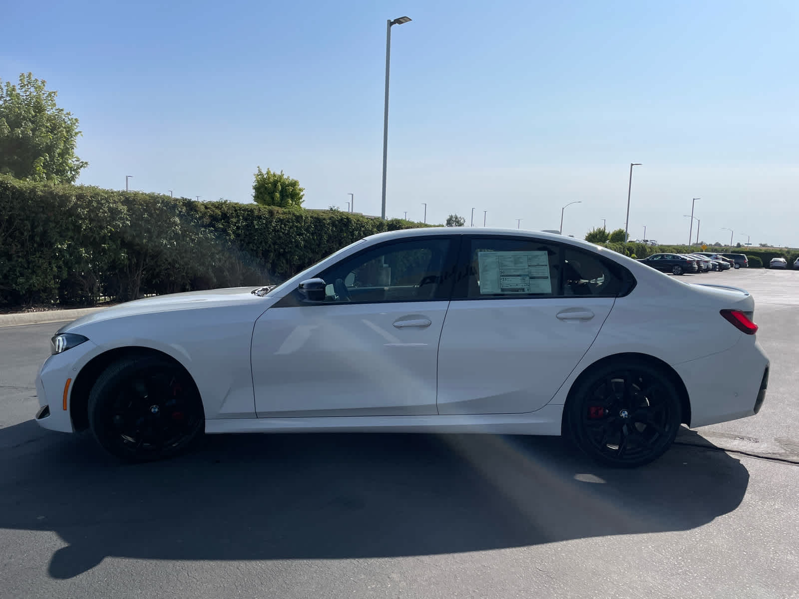 2025 Bmw 330i photo 3