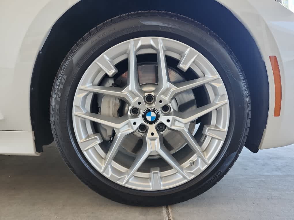 2025 BMW 330I photo 3