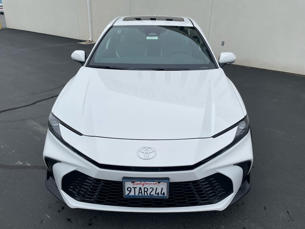 Used 2025 Toyota Camry SE (Natl)