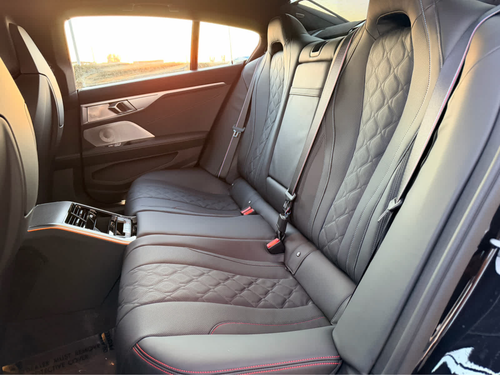 2026 BMW 8 Series M850i - Photo 19