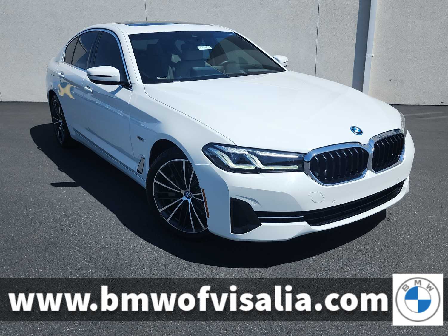 2023 BMW 5 Series 530e iPerformance Sedan's photo