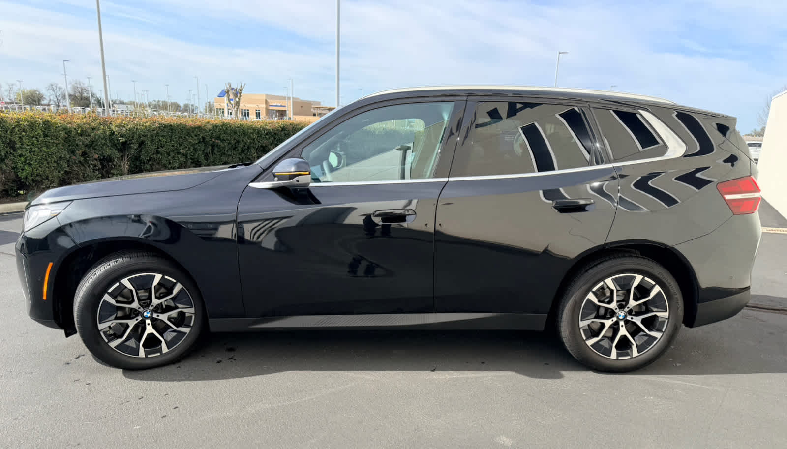 2025 BMW X3 UT photo 3