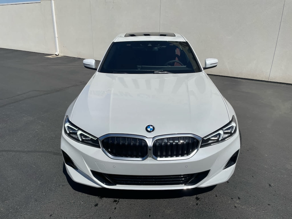 New 2025 BMW 330i Sedan