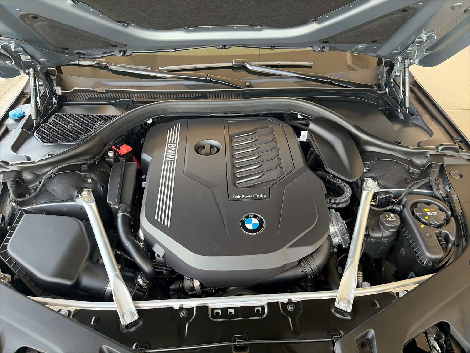 2026 BMW 8 Series 840i - Photo 21