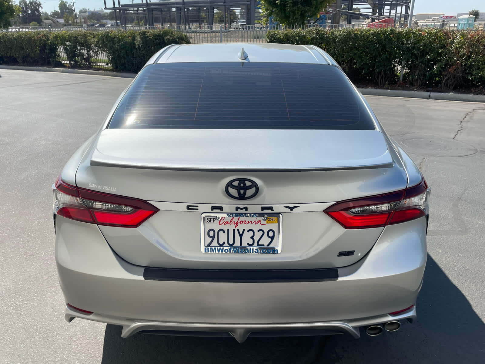 2023 Toyota Camry SE photo 4
