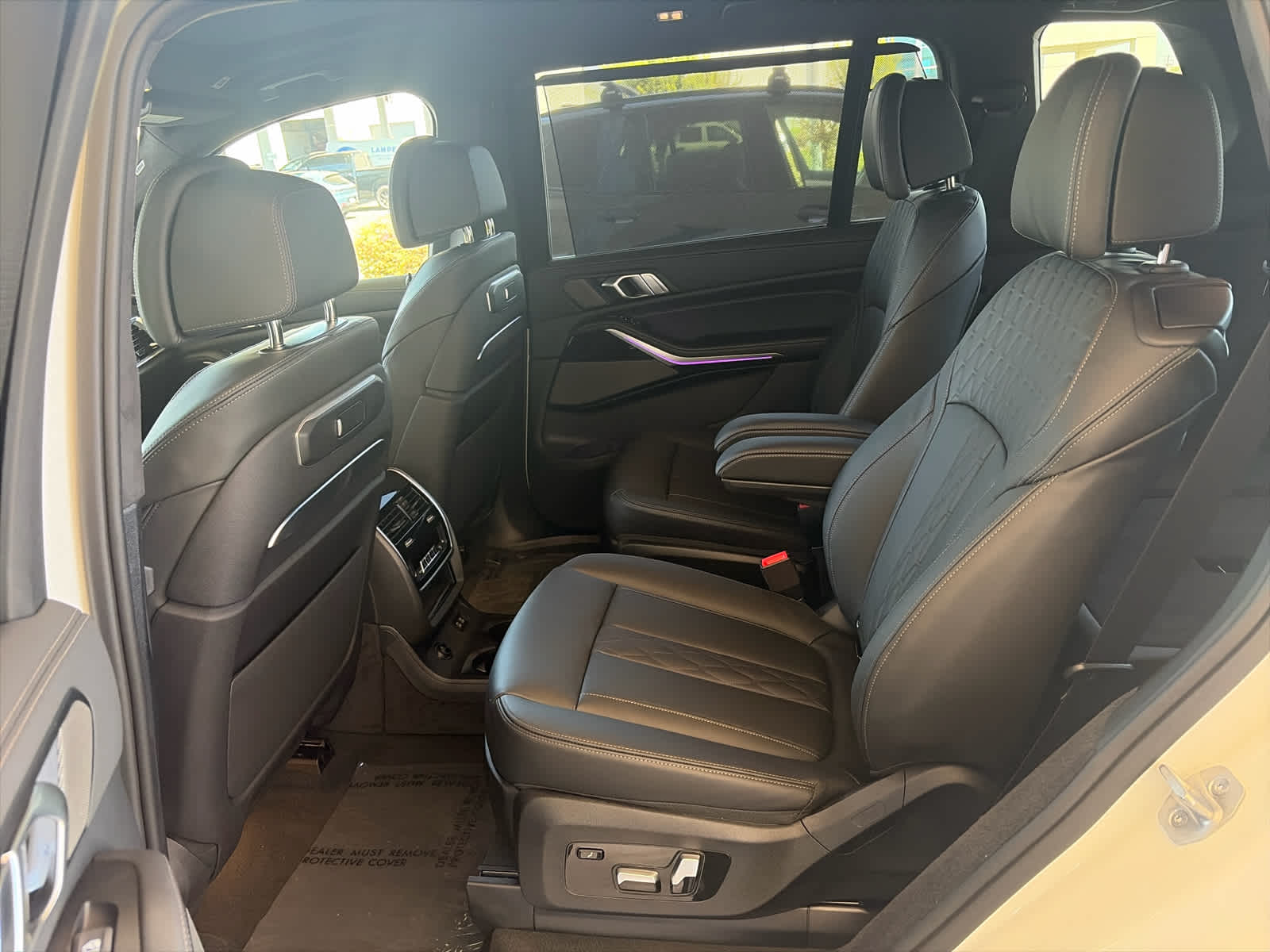 2026 BMW X7 M60i - Photo 14