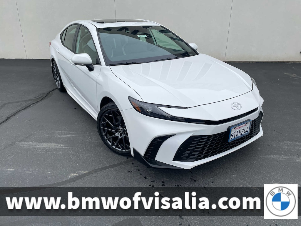 Used 2025 Toyota Camry SE (Natl)