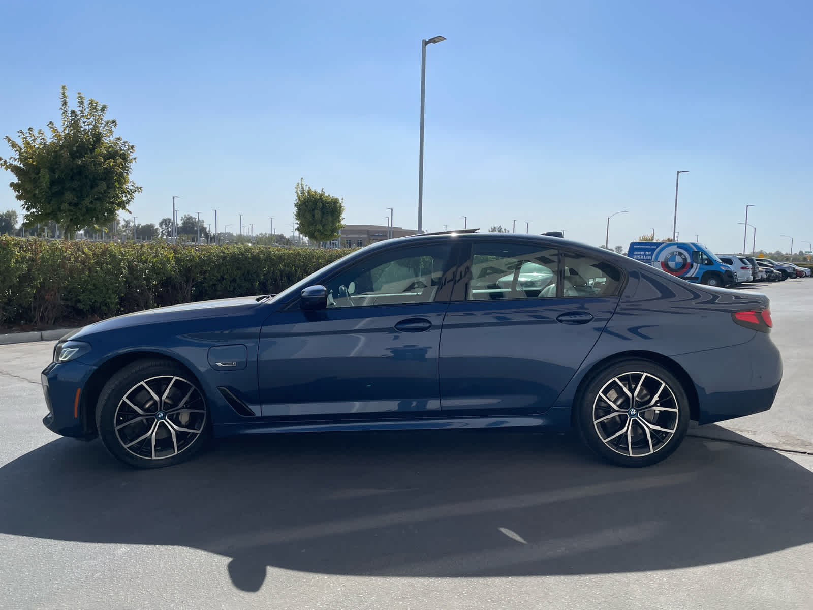 2022 Bmw 530e 5-Series photo 3