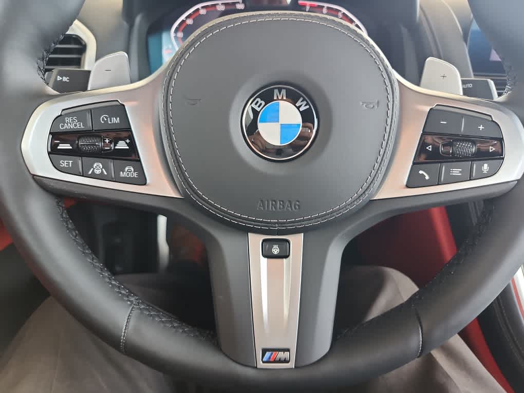 2026 BMW 8 Series 840i - Photo 17