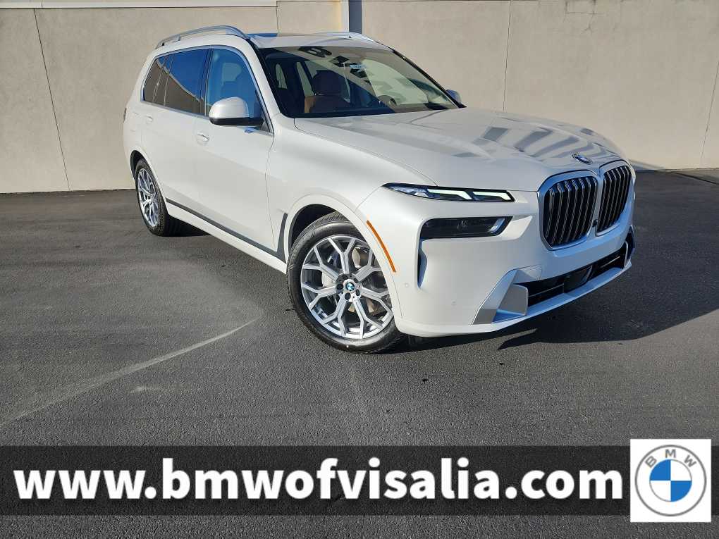 2027 BMW X7