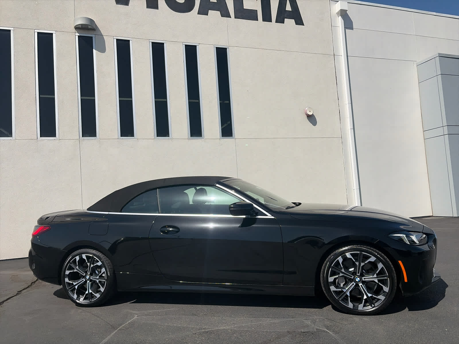 2025 BMW 4 Series 430i - Photo 8