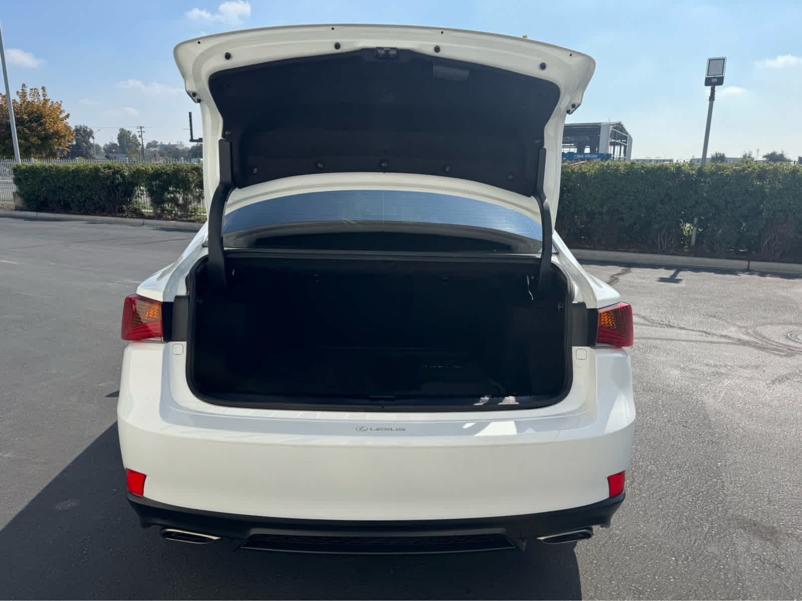 2020 Lexus IS 350 F SPORT photo 4