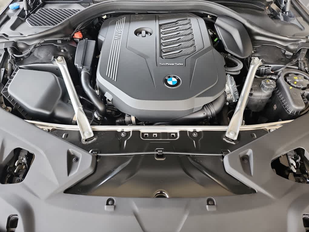 2026 BMW 8 Series 840i - Photo 28