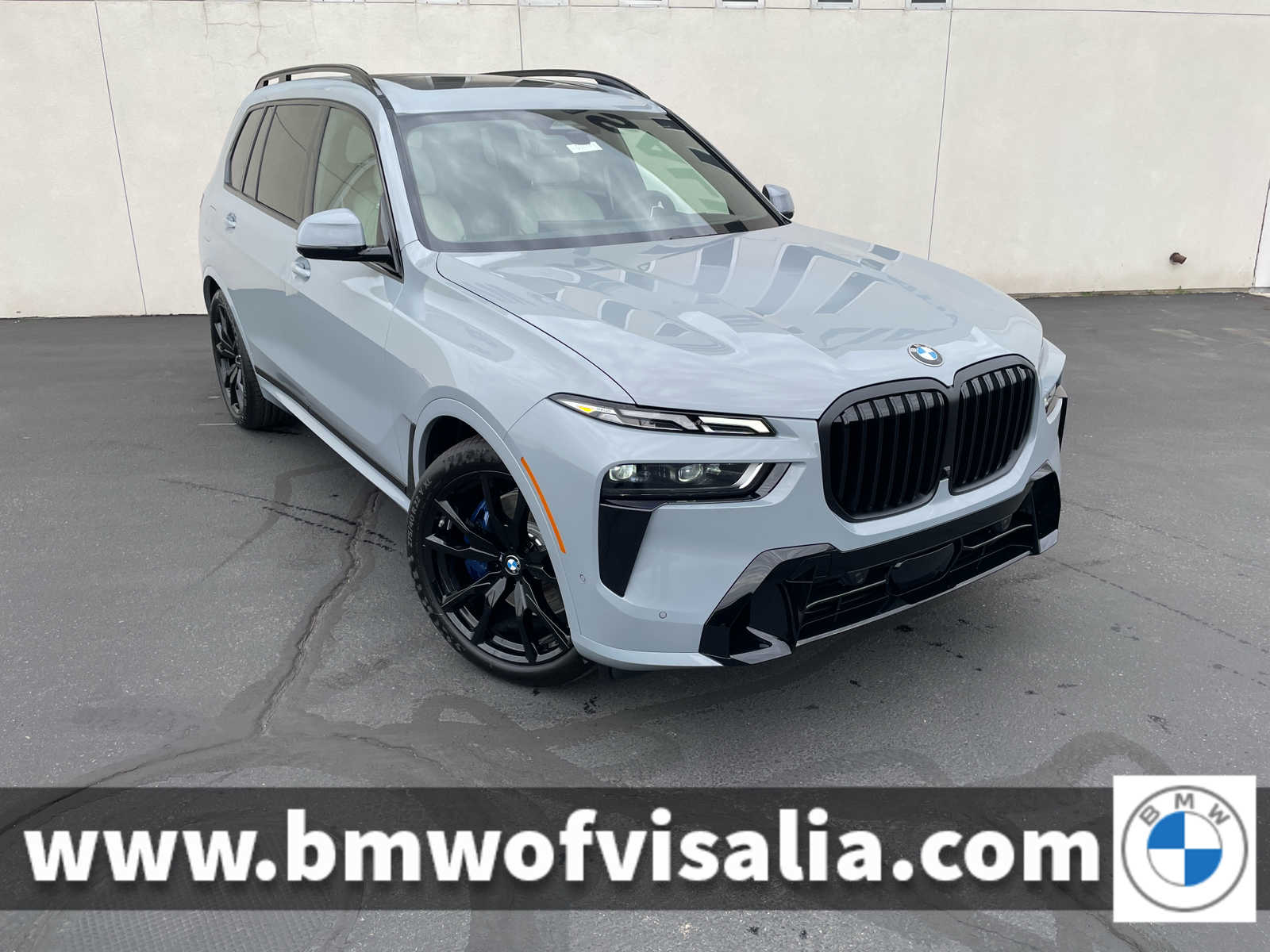 2026 BMW X7 40i's photo