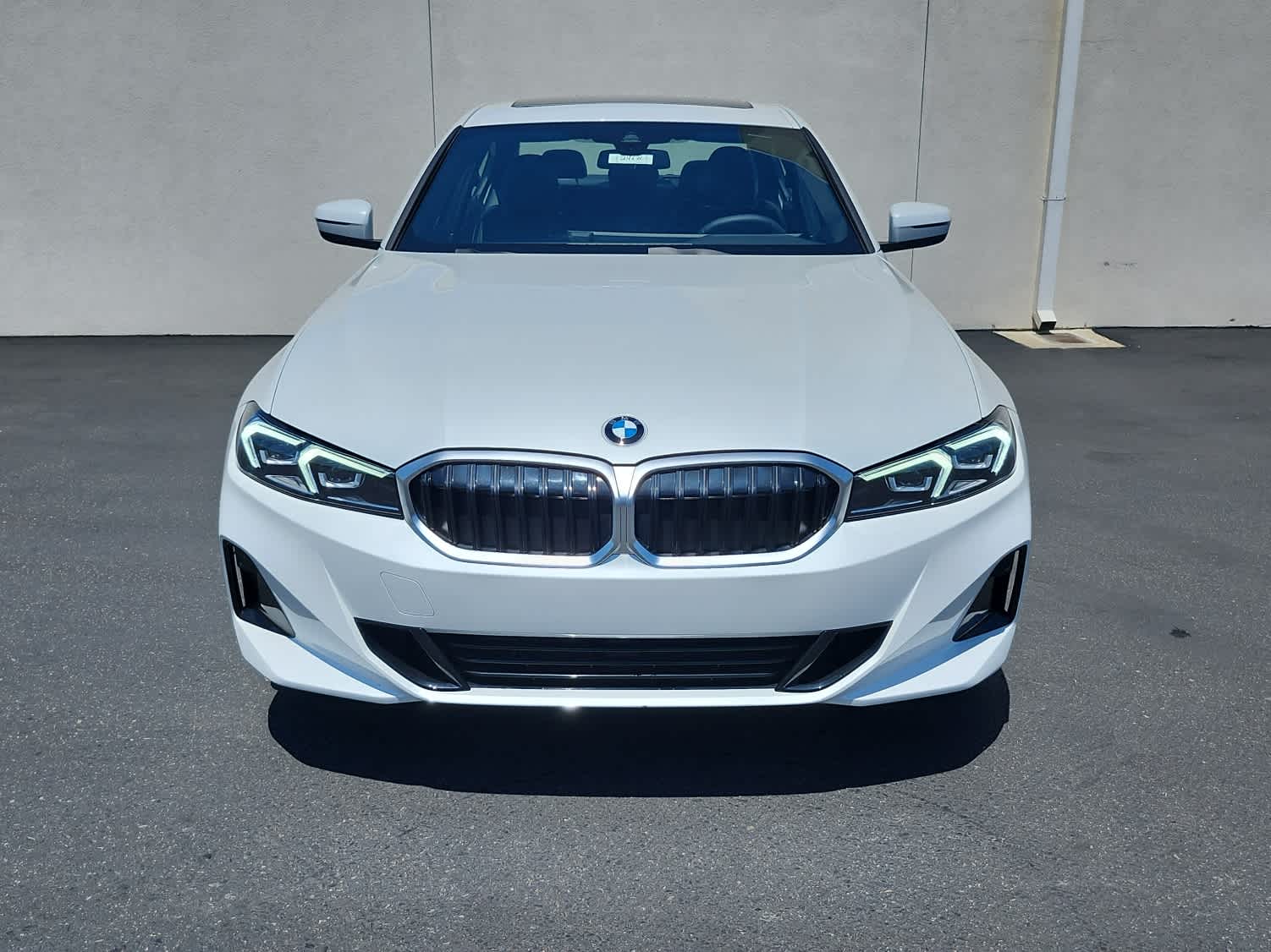 2025 BMW 330I photo 4