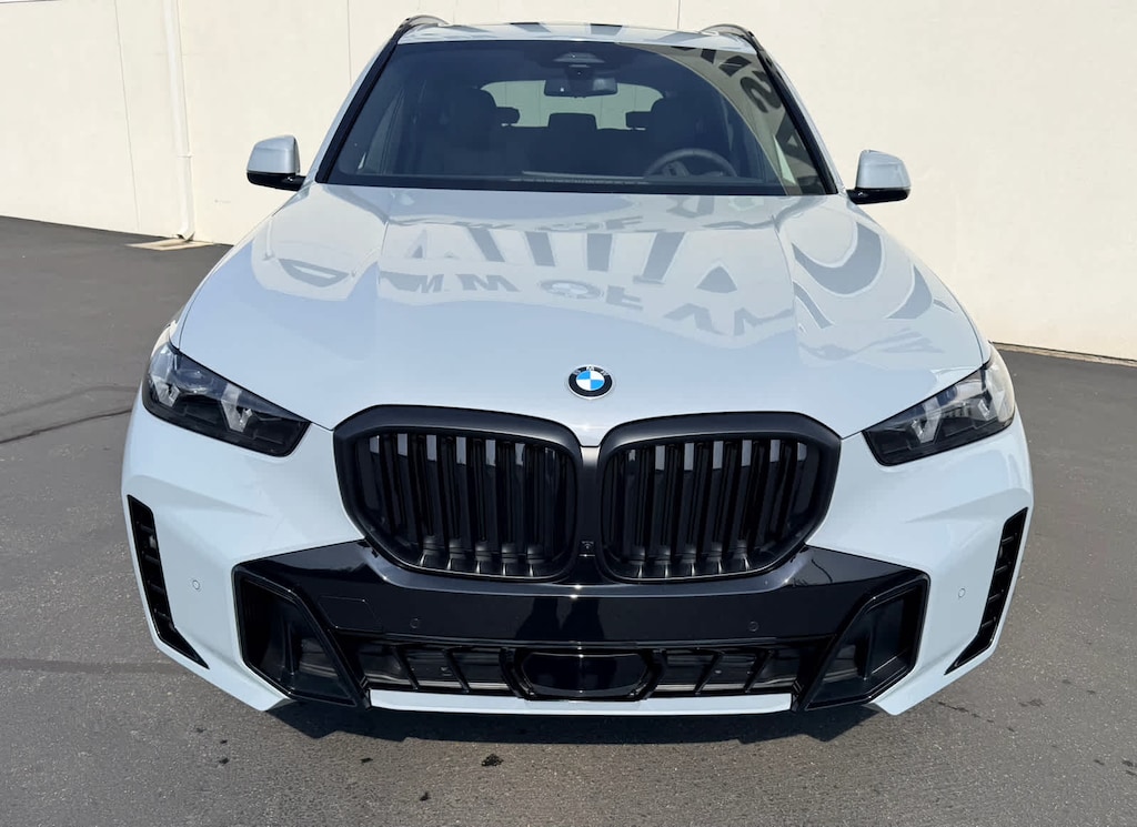 New 2026 BMW X5 xDrive40i SUV