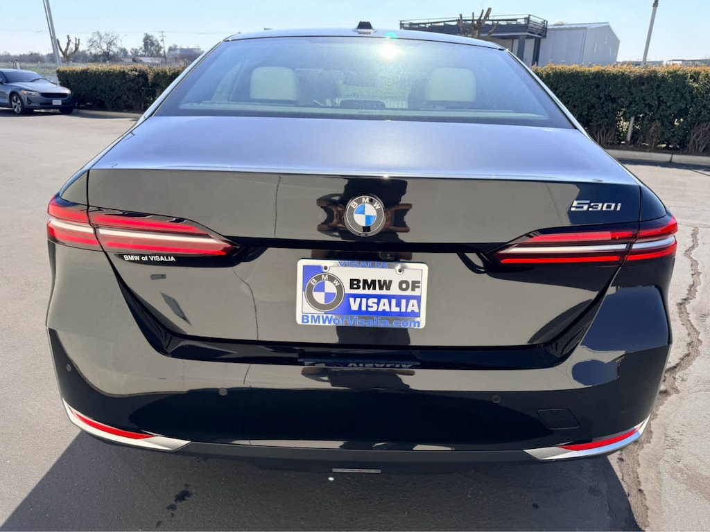 New 2026 BMW 530i Sedan