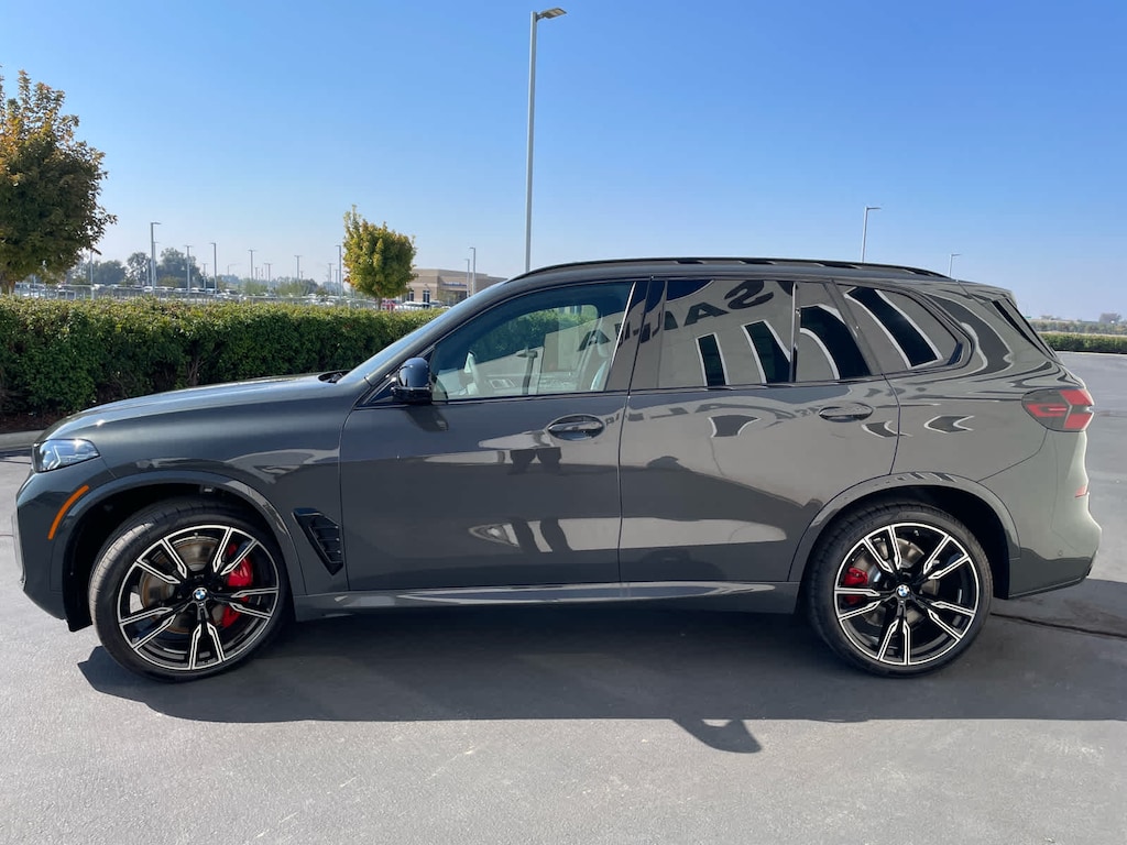 New 2026 BMW X5 M60i SUV
