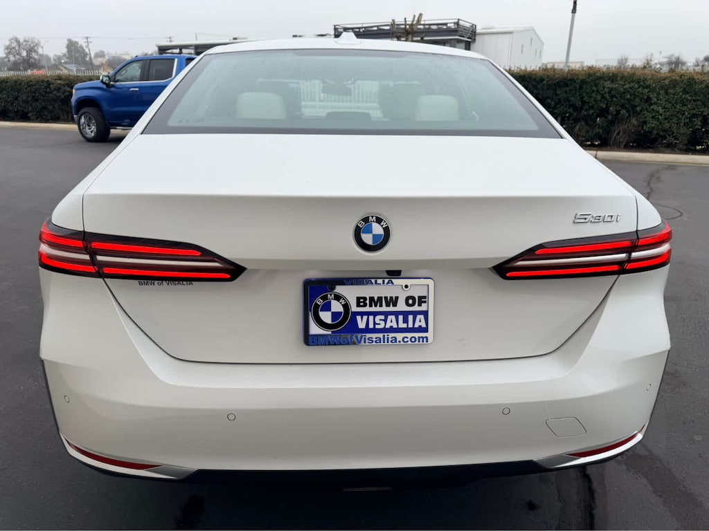 New 2026 BMW 530i Sedan