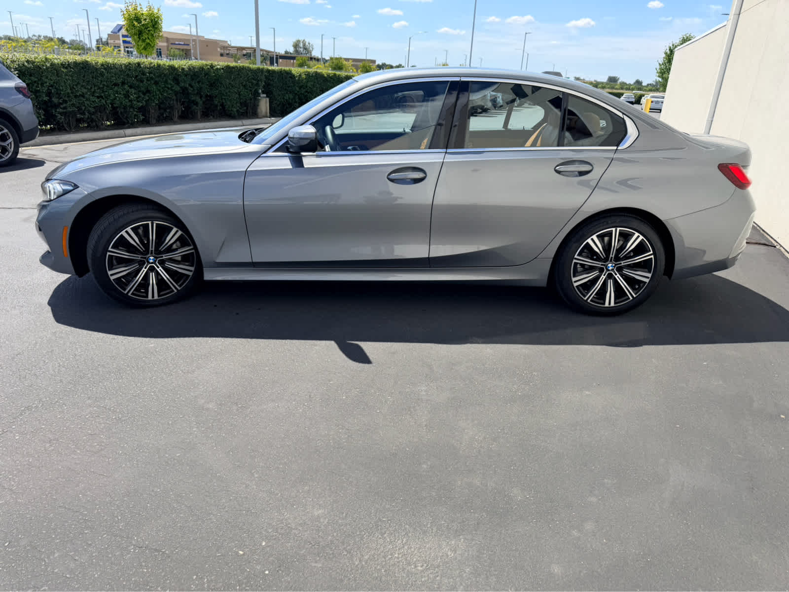 2025 BMW 330I 330I XDRIVE photo 3