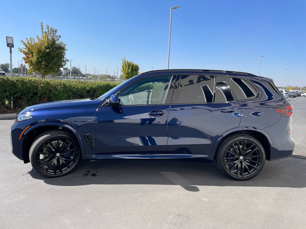 New 2026 BMW X5 sDrive40i SUV