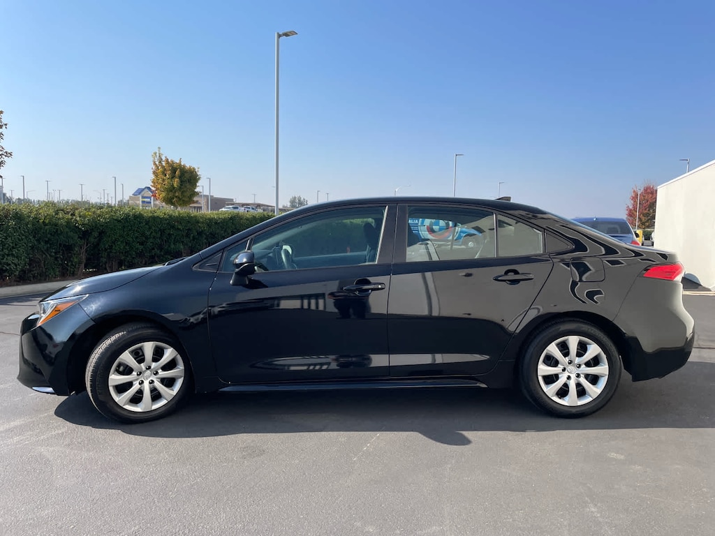 Used 2024 Toyota Corolla LE CVT CVT (Natl)