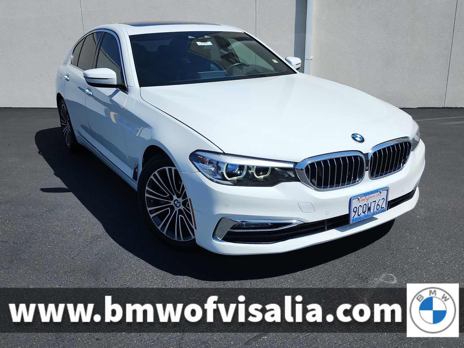 2017 BMW 5 Series 530i Sedan's photo