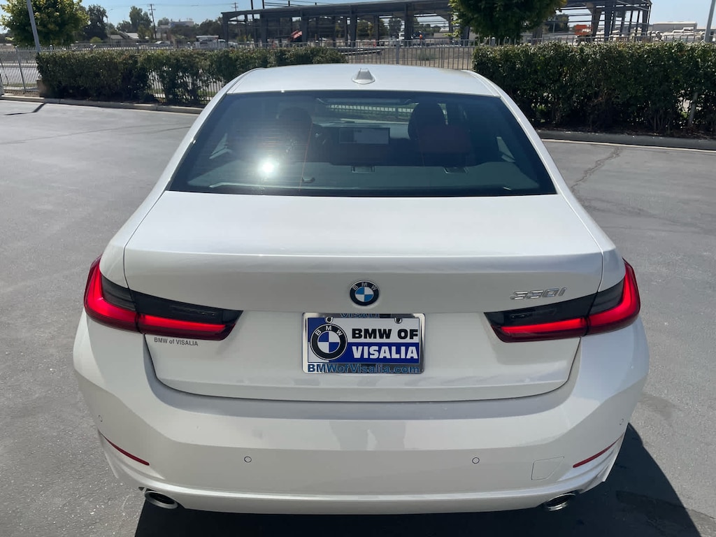 New 2025 BMW 330i Sedan