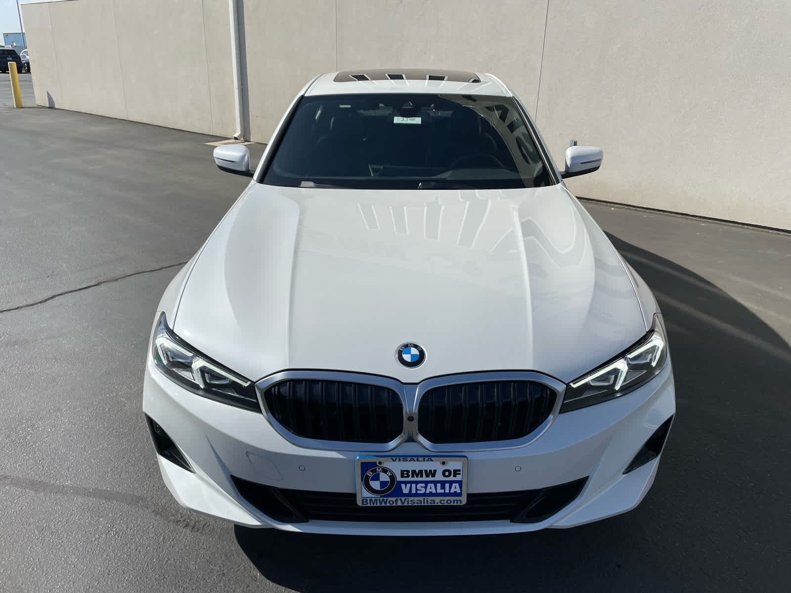 2025 Bmw 330i xDrive photo 2