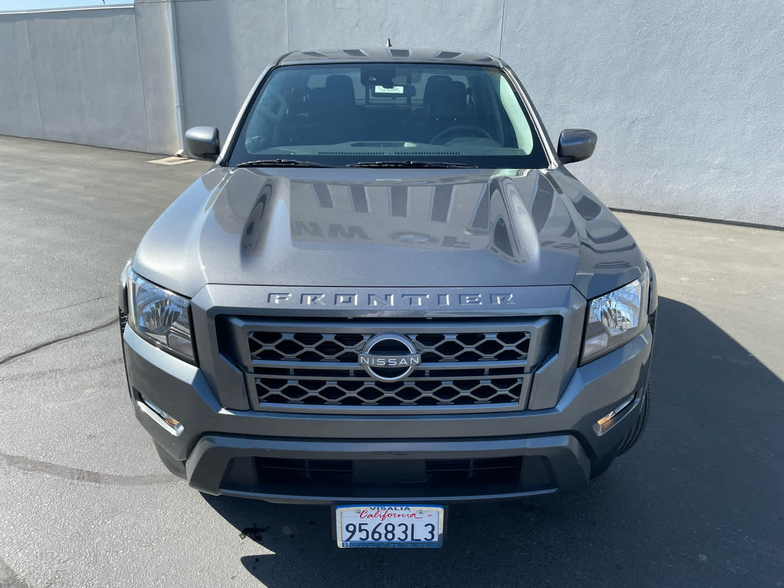 2022 Nissan Frontier SV photo 2