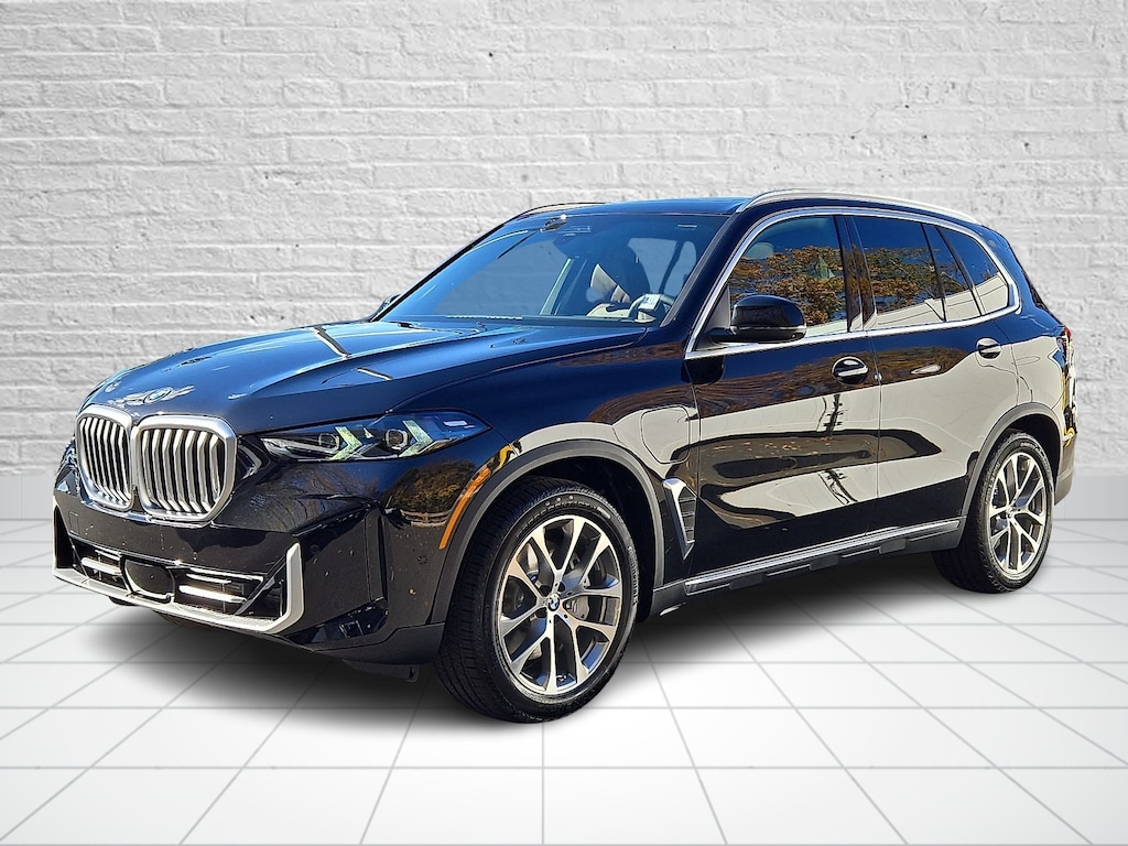 New 2026 BMW X5 PHEV xDrive50e SUV