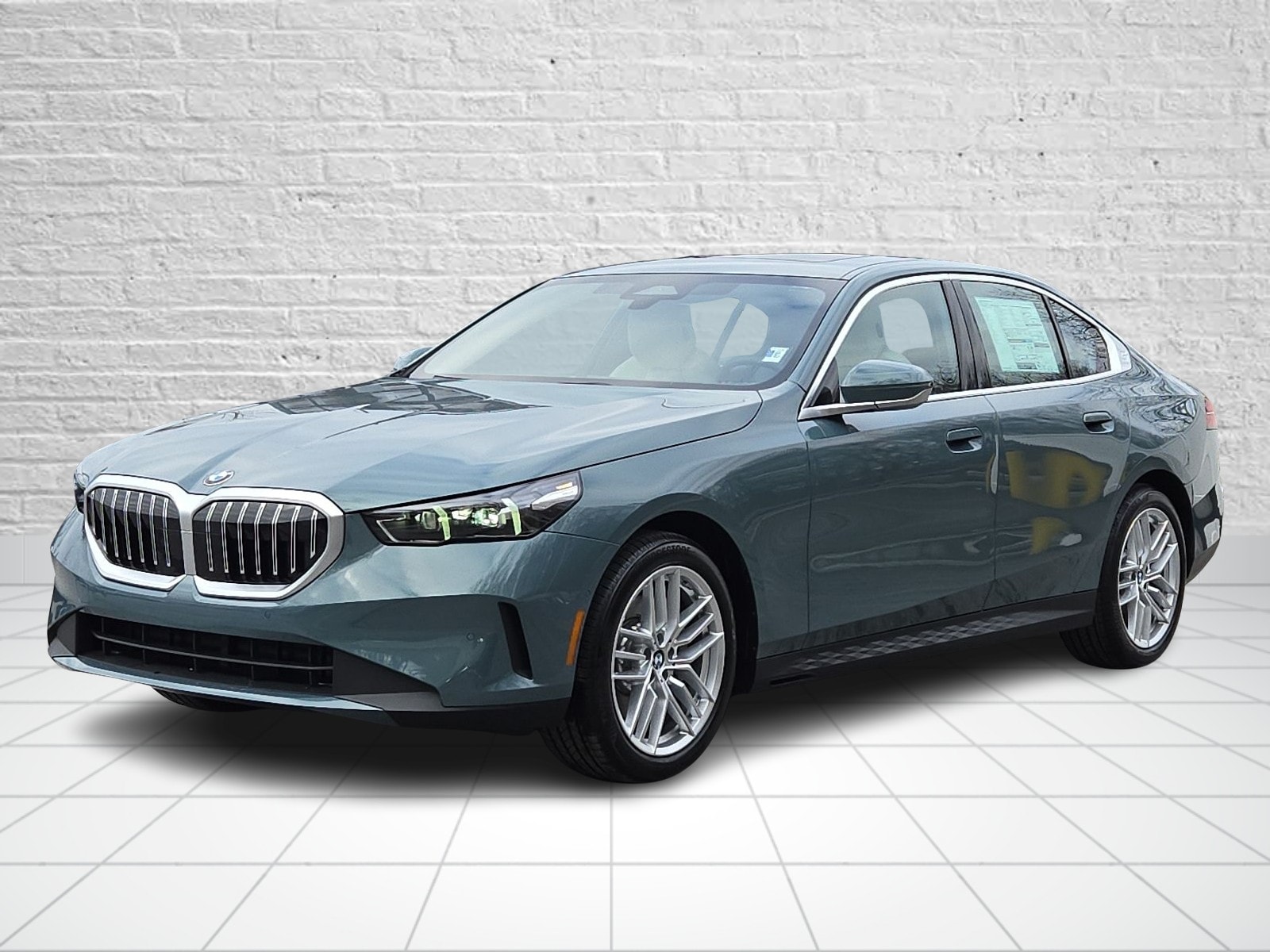 Used 2025 BMW 5 Series 530i with VIN WBA53FJ08SCU28038 for sale in Waterbury, CT