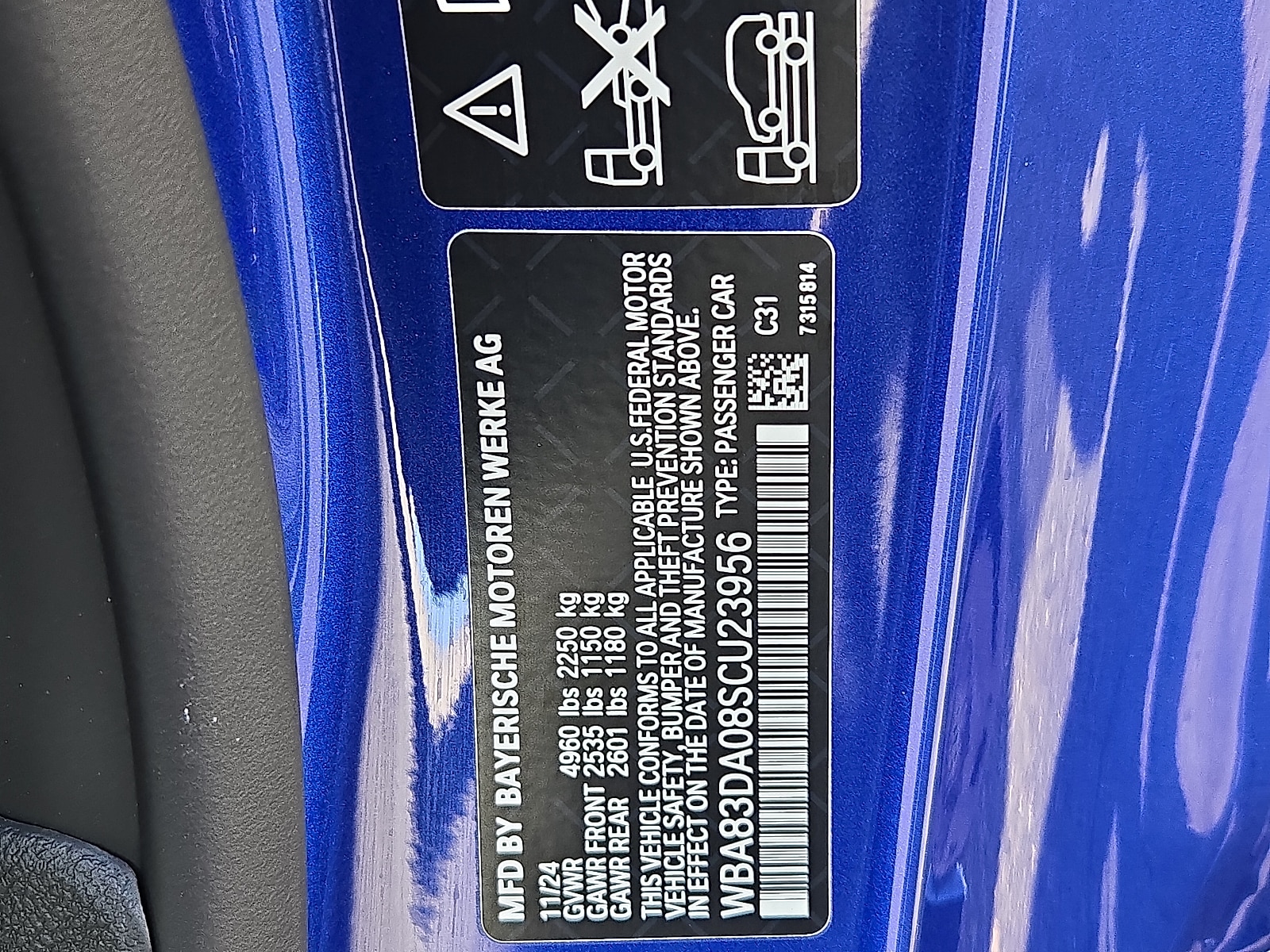 2025 BMW 4 Series M440i - Photo 10