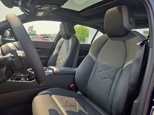 2026 BMW 5 Series 530i - Photo 6