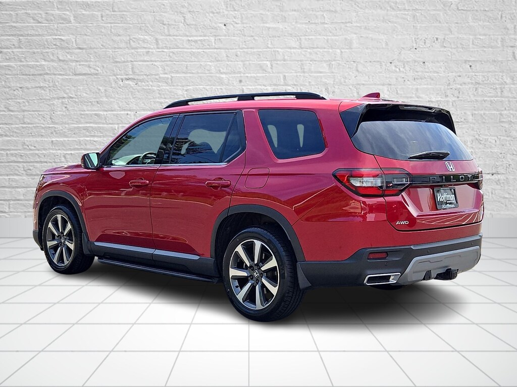 Used 2023 Honda Pilot Elite SUV