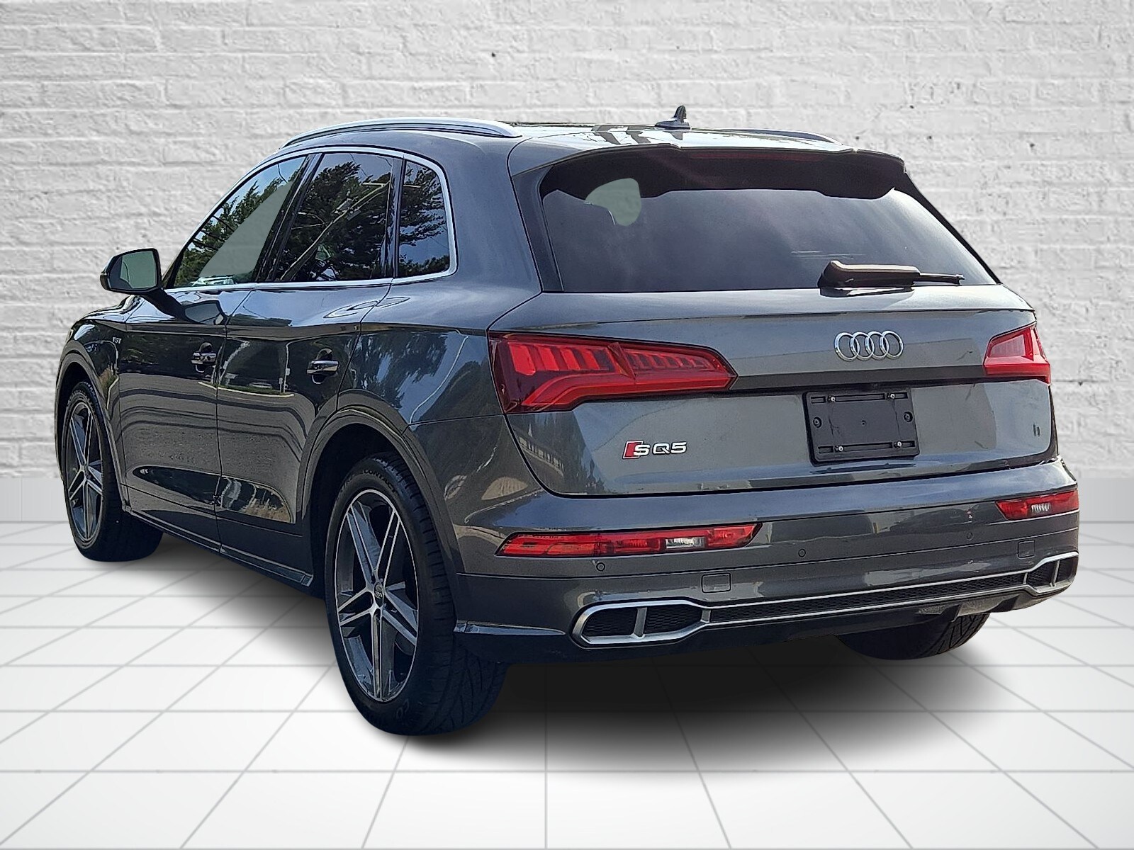 2018 Audi SQ5 Premium Plus photo 3