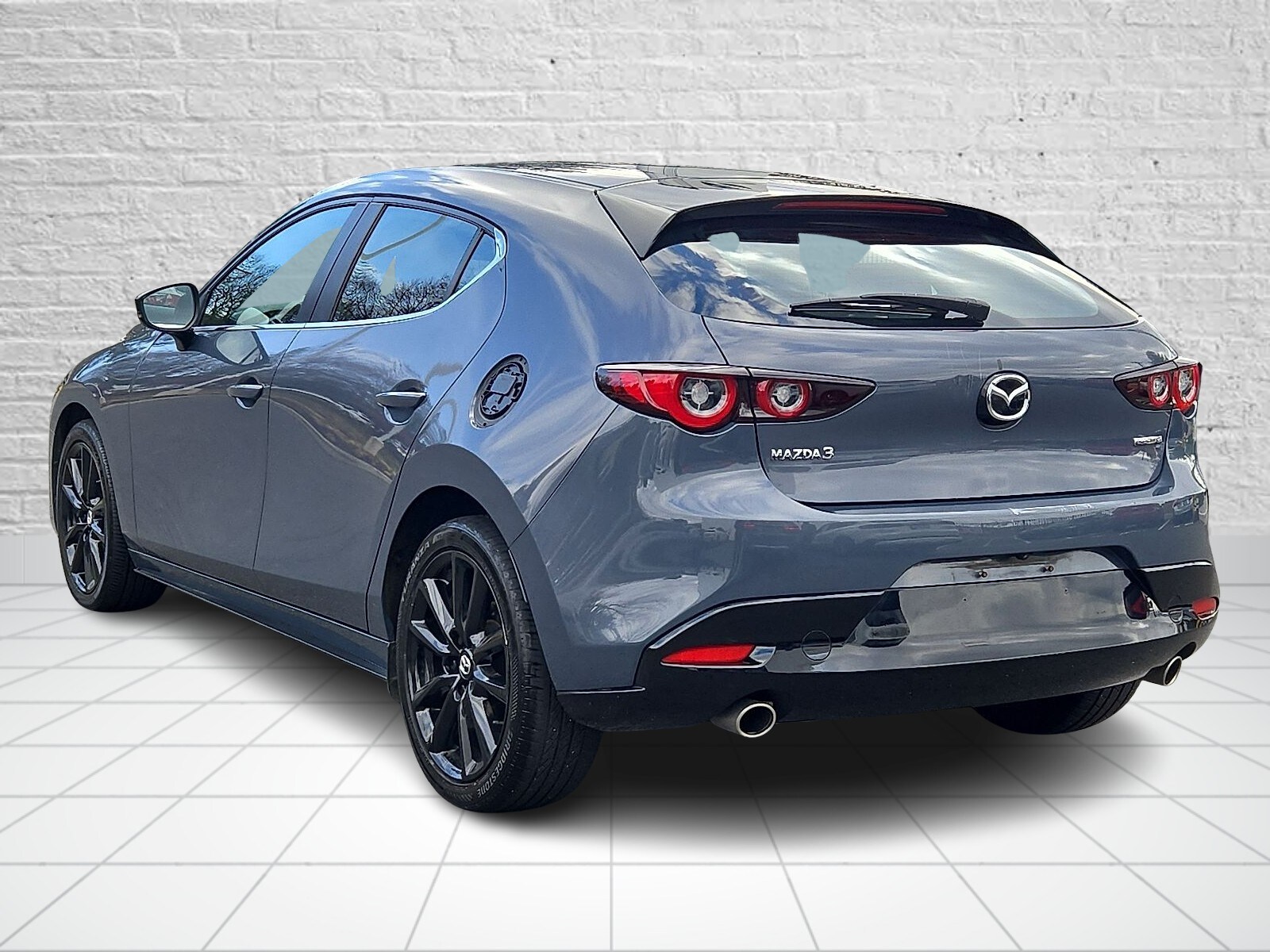 2023 Mazda Mazda3 2.5 s Hatchback photo 4